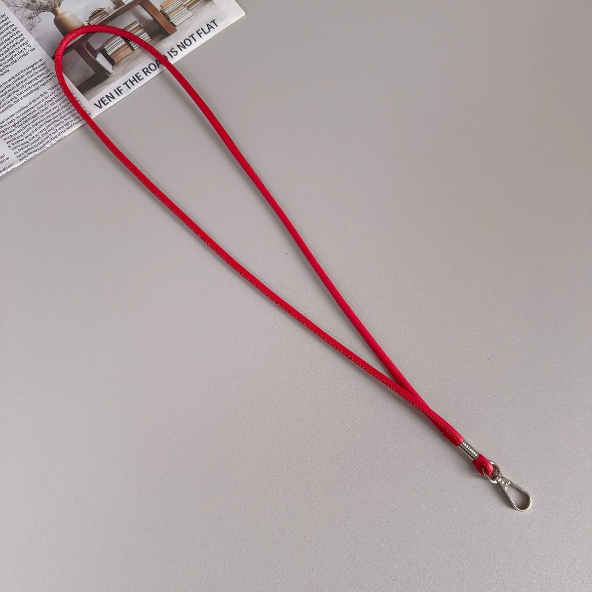 Key Holder Strap Leather Metal Clasp Lightweight Design