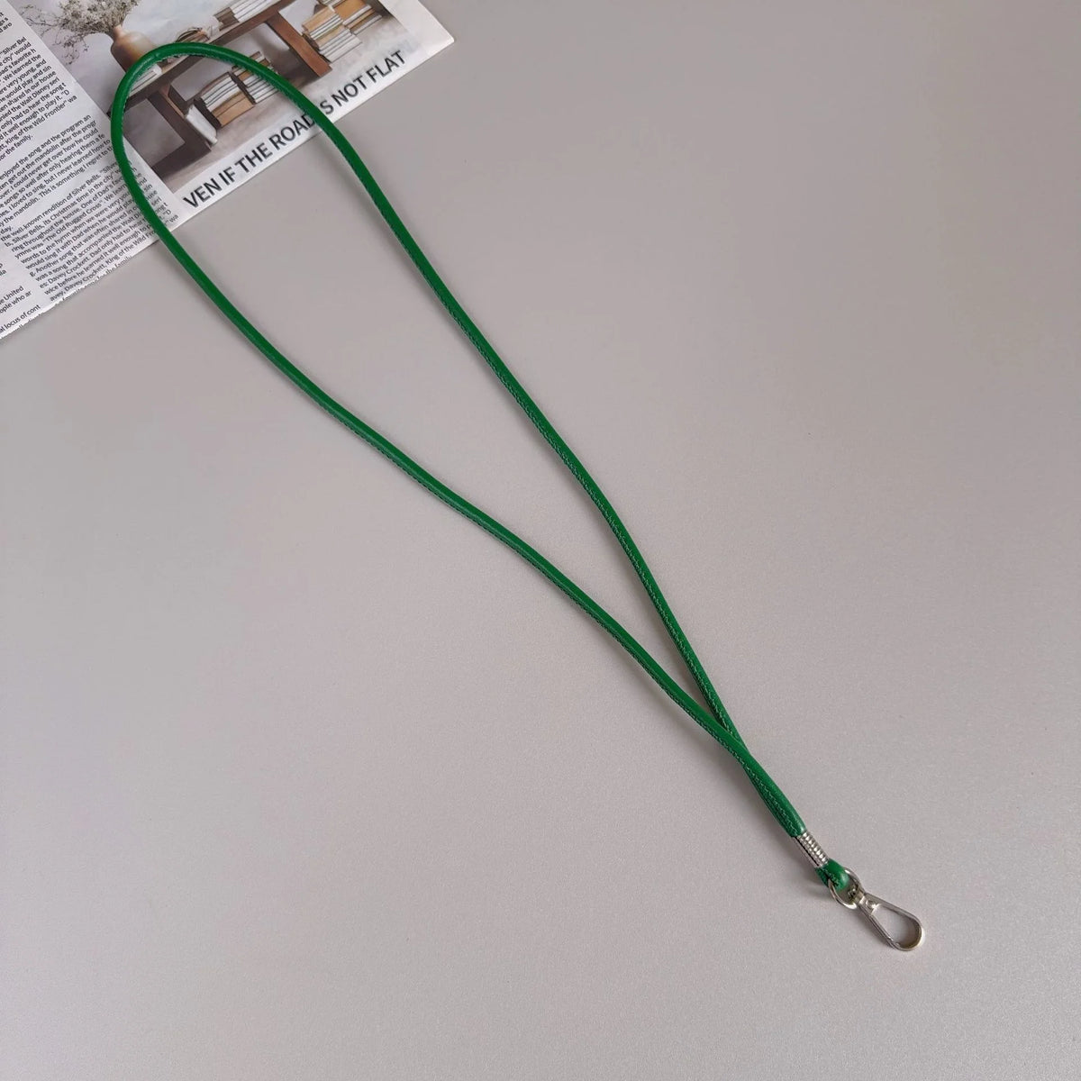 Key Holder Strap Leather Metal Clasp Lightweight Design