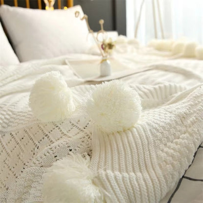 Knitted Throw Blanket Soft Microfiber & Oversized Pom-Poms