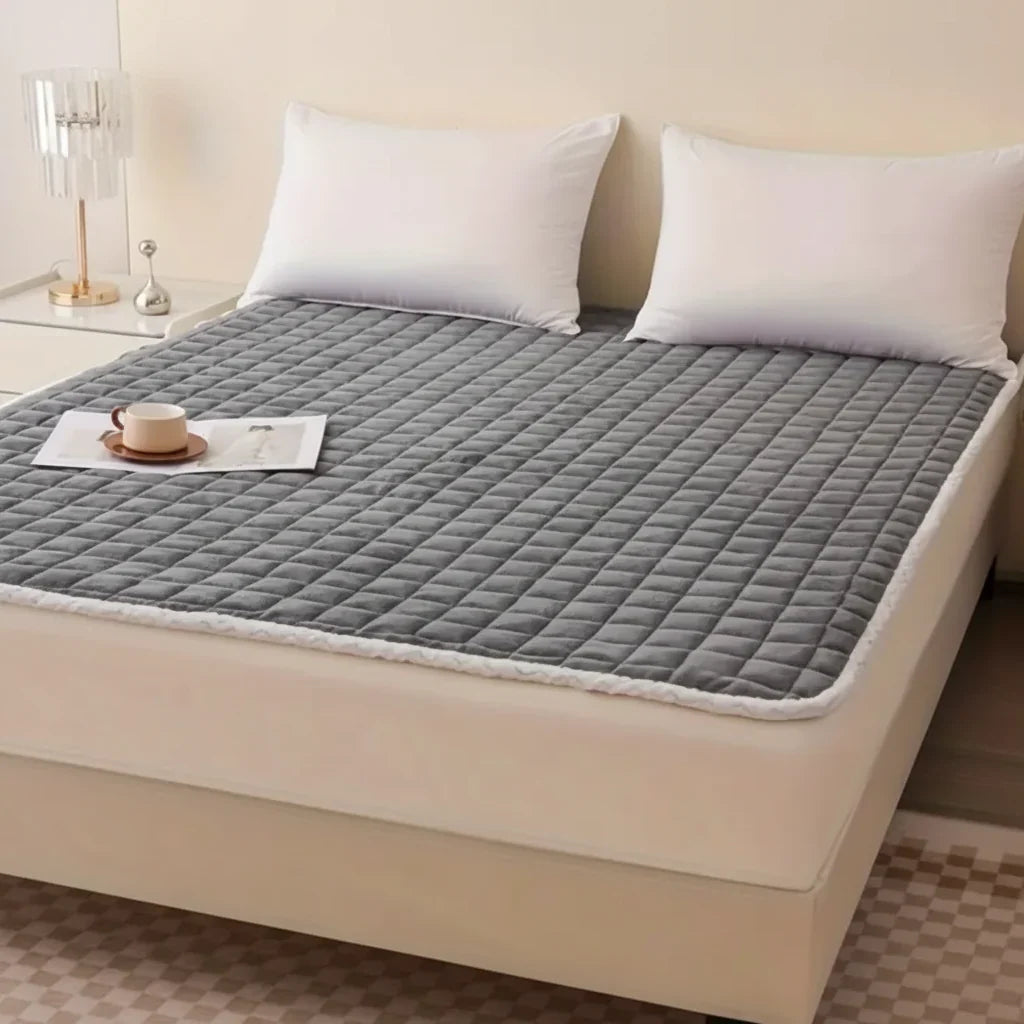 Mattress Protector Plush Milk Velvet Breathable & Lightweight
