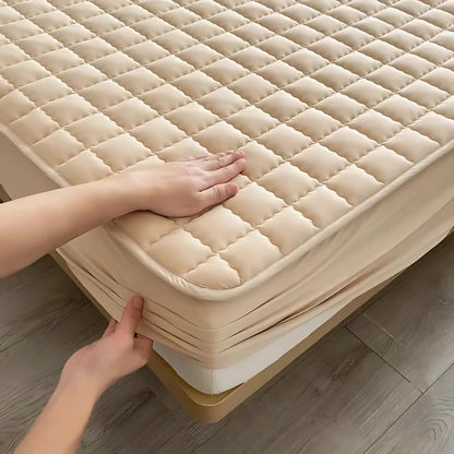 Mattress Protector Water-Resistant Quilted Breathable Machine-Washable Cover