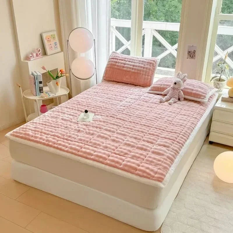 Mattress Topper Plush Microfiber Padded Foldable & Lightweight