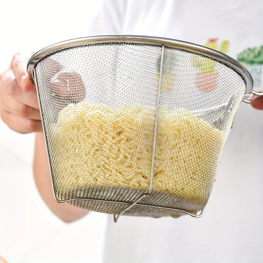 Mesh Colander Stainless Steel Heat-Resistant Handle & Dishwasher Safe