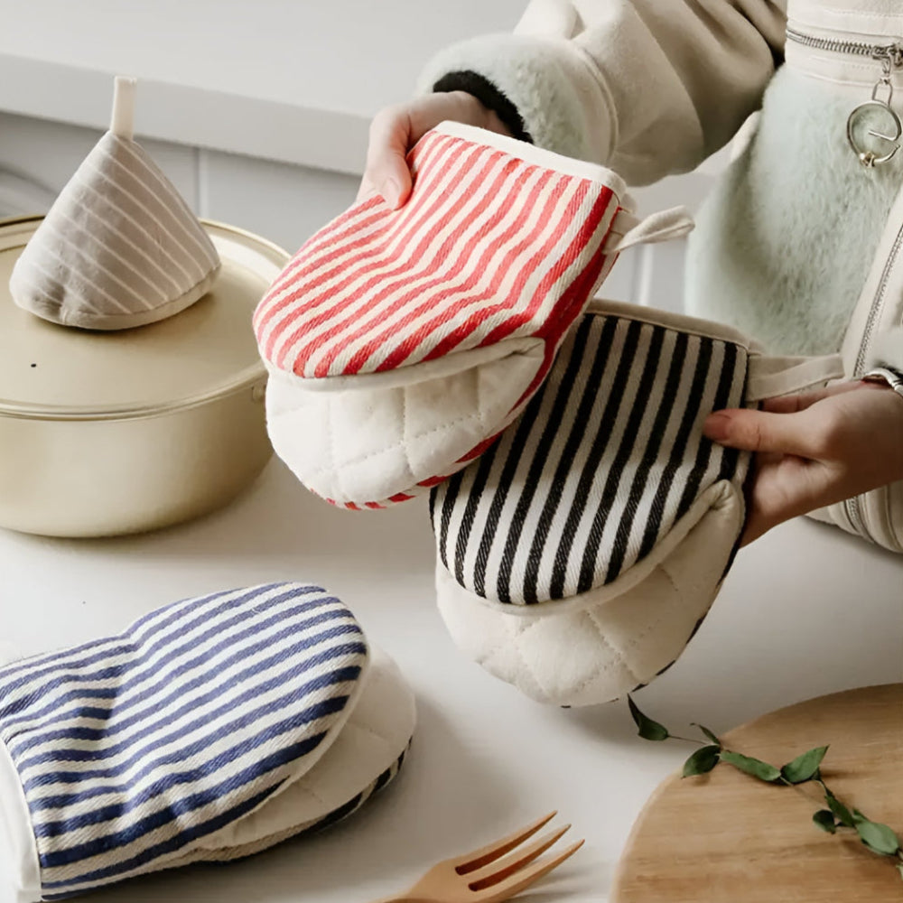 Oven Mitt Heat-Resistant Microfiber Hanging Loop