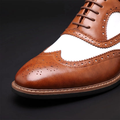 Oxford Shoes Two-Tone Brogue Wingtip Design