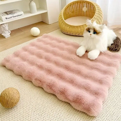 Pet Mat Luxury Faux Fur Non-Slip & Machine-Washable