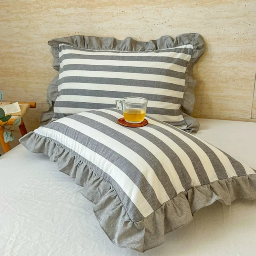 Pillowcase Striped Ruffled Lace Breathable Microfiber & Zipper Closure