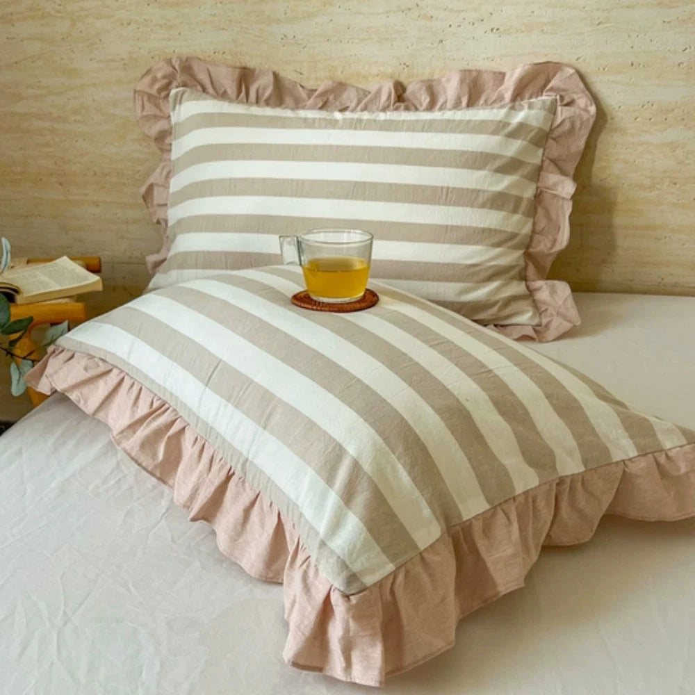 Pillowcase Striped Ruffled Lace Breathable Microfiber & Zipper Closure