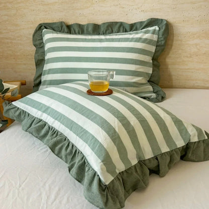 Pillowcase Striped Ruffled Lace Breathable Microfiber & Zipper Closure