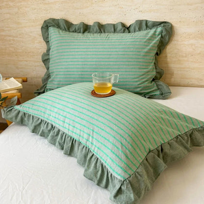 Pillowcase Striped Ruffled Lace Breathable Microfiber & Zipper Closure