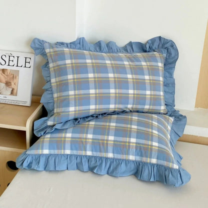 Pillowcase Striped Ruffled Lace Breathable Microfiber & Zipper Closure