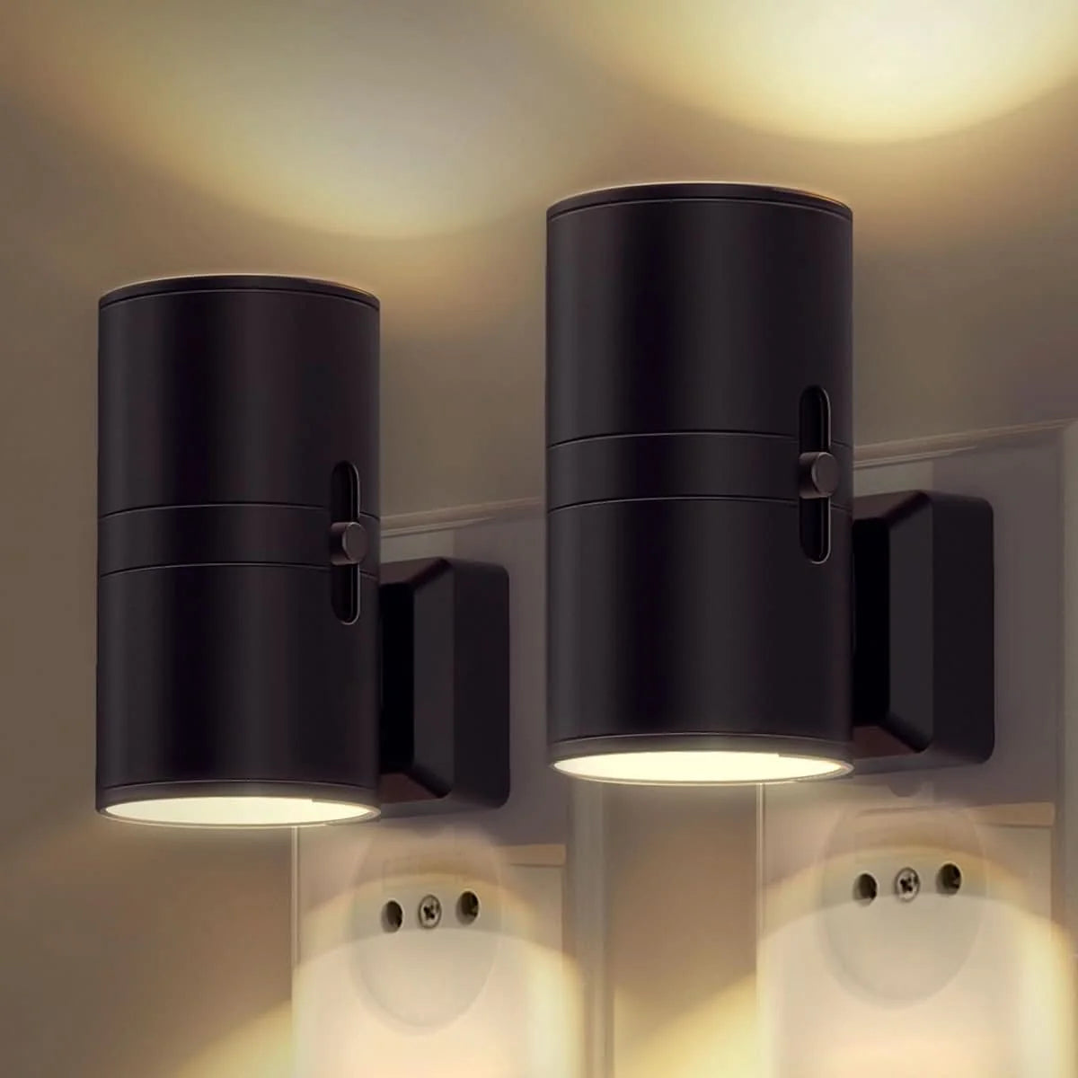 Plug-In Wall Light Day-Night Sensor & Dimmable Warm LED