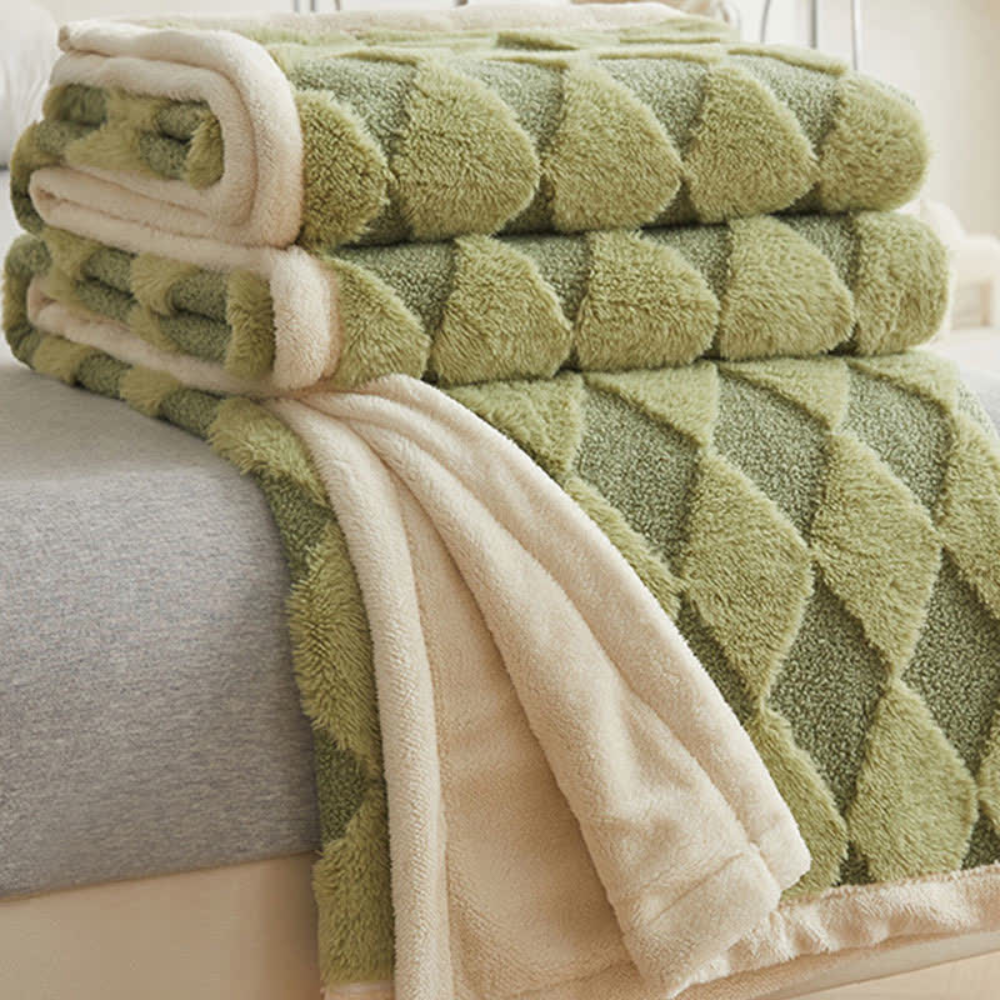 Plush Blanket Soft Microfiber Raised Diamond Pattern