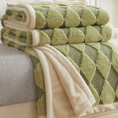 Plush Blanket Soft Microfiber Raised Diamond Pattern