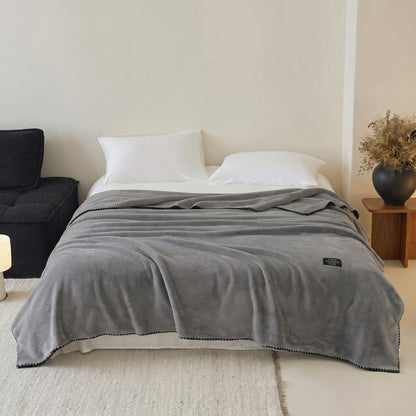 Plush Winter Blanket Bouclé Microfiber Insulating Lightweight Machine Washable