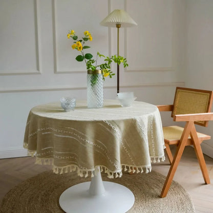 Round Tablecloth Leaf Embroidery Microfiber Machine Washable & Quick-Drying