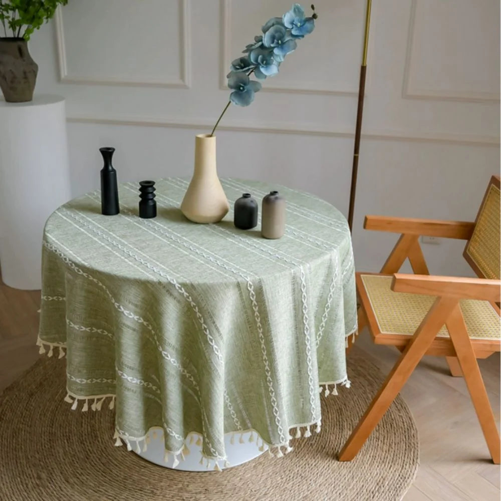 Round Tablecloth Leaf Embroidery Microfiber Machine Washable & Quick-Drying