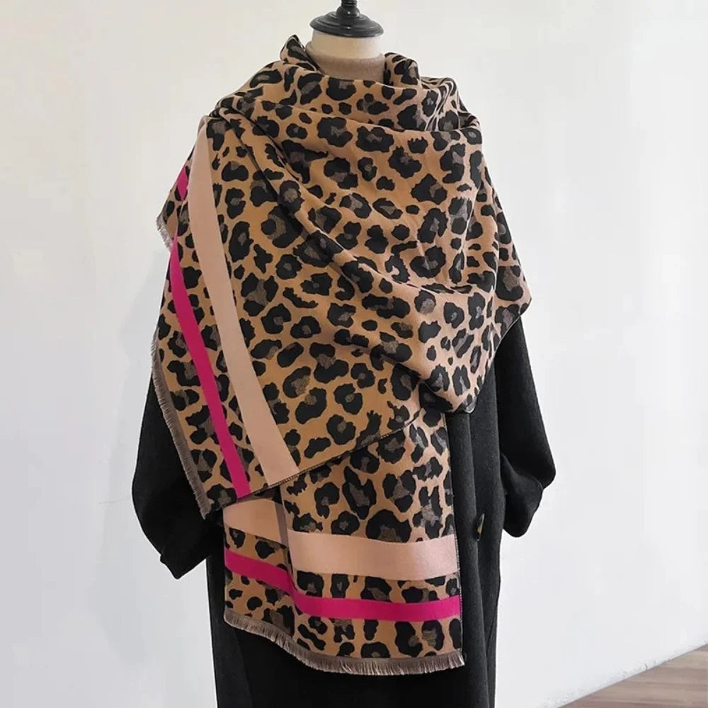 Shawl Scarf Reversible Wool-Blend Jacquard
