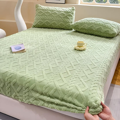 Sheet Set Velvet & Sherpa Quilted Deep Pockets