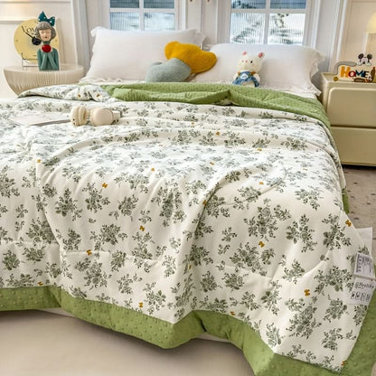Summer Blanket Lightweight Breathable Floral Print