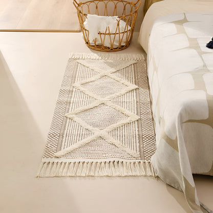 Tassel Rug Microfiber Blend 3D Tufted Machine Washable