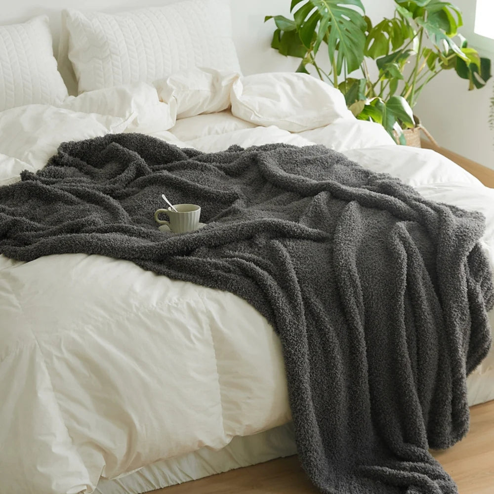 Throw Blanket Half-Velvet Microfiber Pilling-Resistant