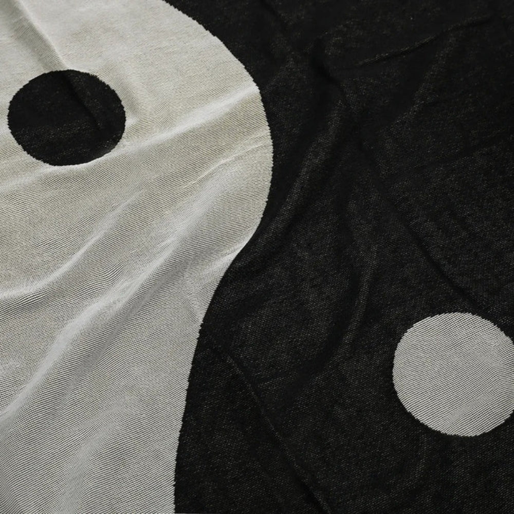 Throw Blanket Jacquard Yin Yang Cotton & Microfiber