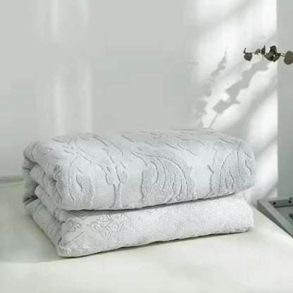 Throw Blanket Plush Jacquard Microfiber Blend Machine Washable