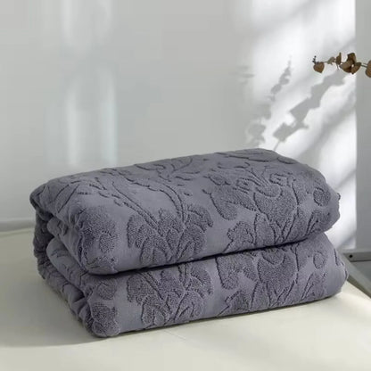 Throw Blanket Plush Jacquard Microfiber Blend Machine Washable
