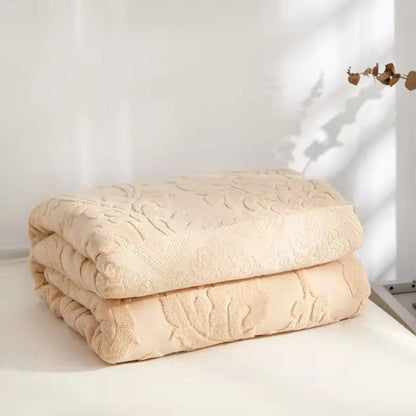 Throw Blanket Plush Jacquard Microfiber Blend Machine Washable