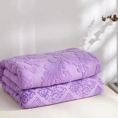 Throw Blanket Plush Jacquard Microfiber Blend Machine Washable