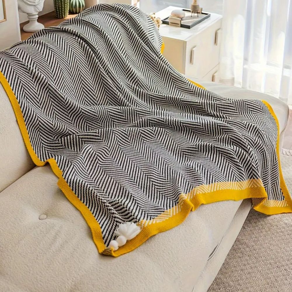Throw Blanket Ultra-Soft Acrylic Lightweight & Machine Washable