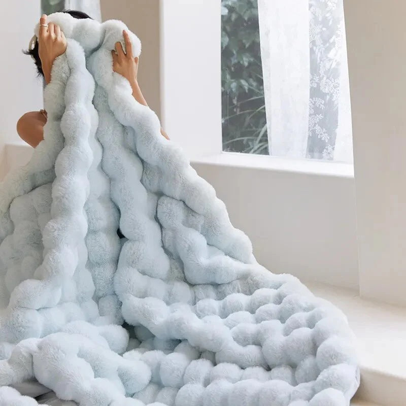 Throw Blanket Ultra-Soft Faux Fur Double-Lined