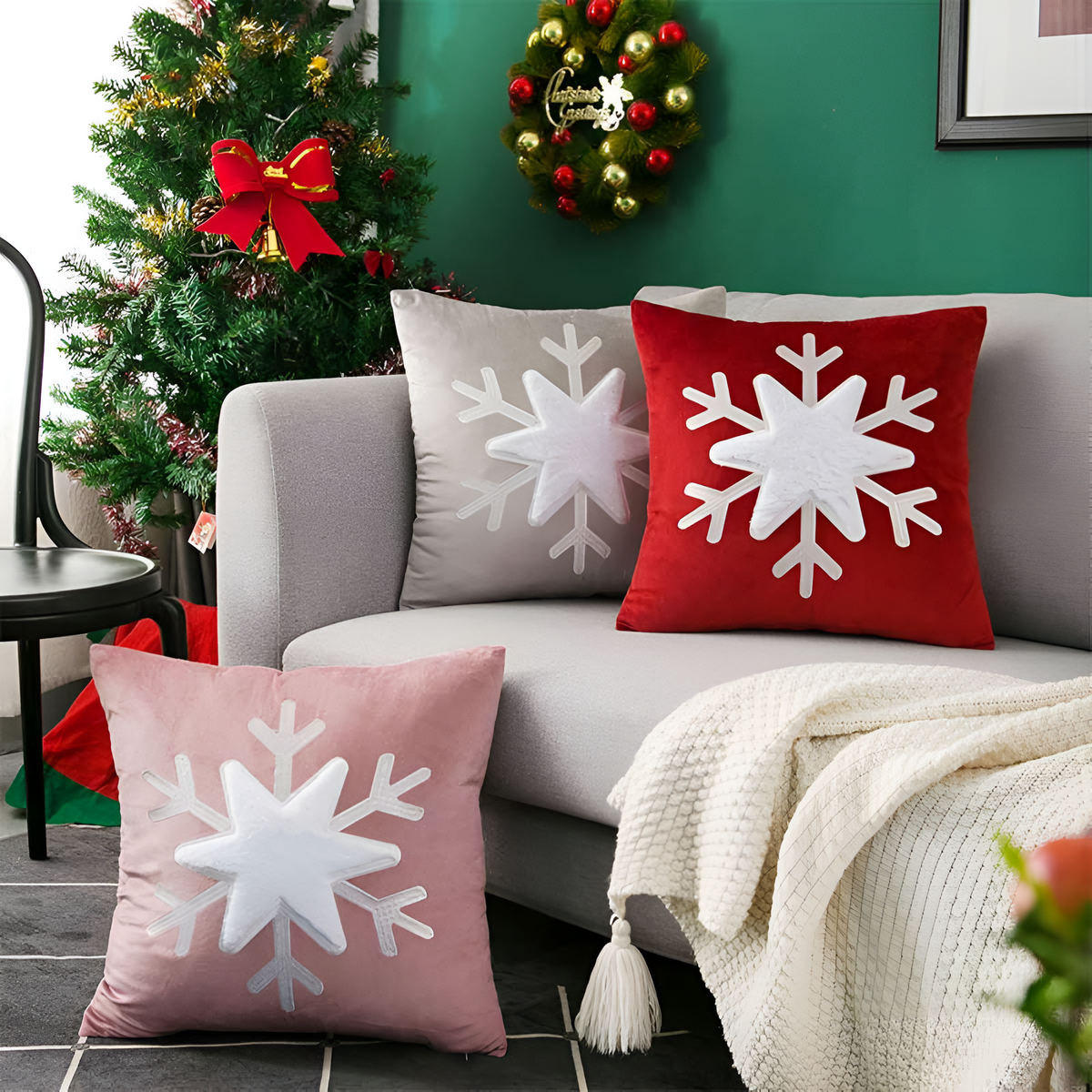 Throw Pillow Cover Snowflake Design Soft Fabric 17x17 Inches