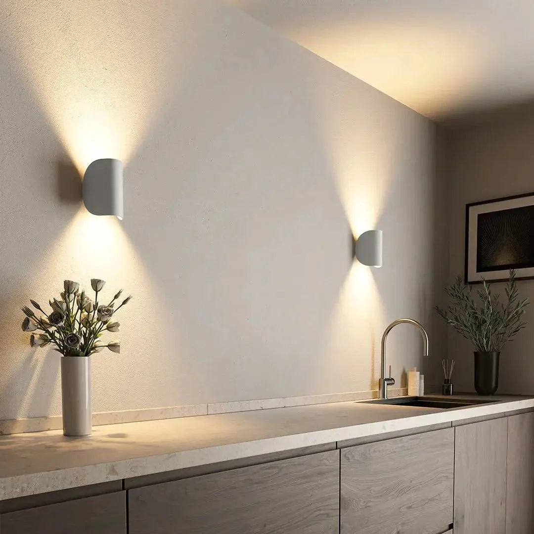 Wall Light Slim LED Warm Energy-Efficient