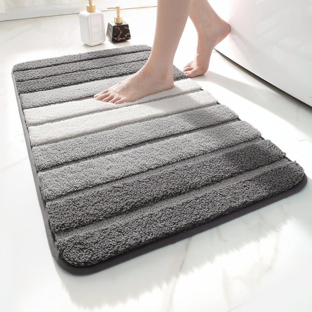 Quick-Dry Microfiber Bath Rug with Secure Grip Base