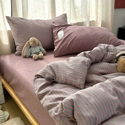 Tranquil Stripe Bedding Set for Year-Round Comfort