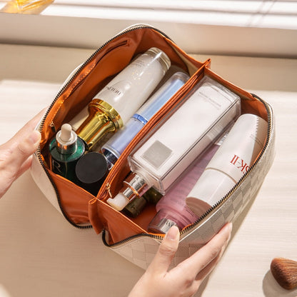 Stylish Travel Beauty Case for Effortless Organization