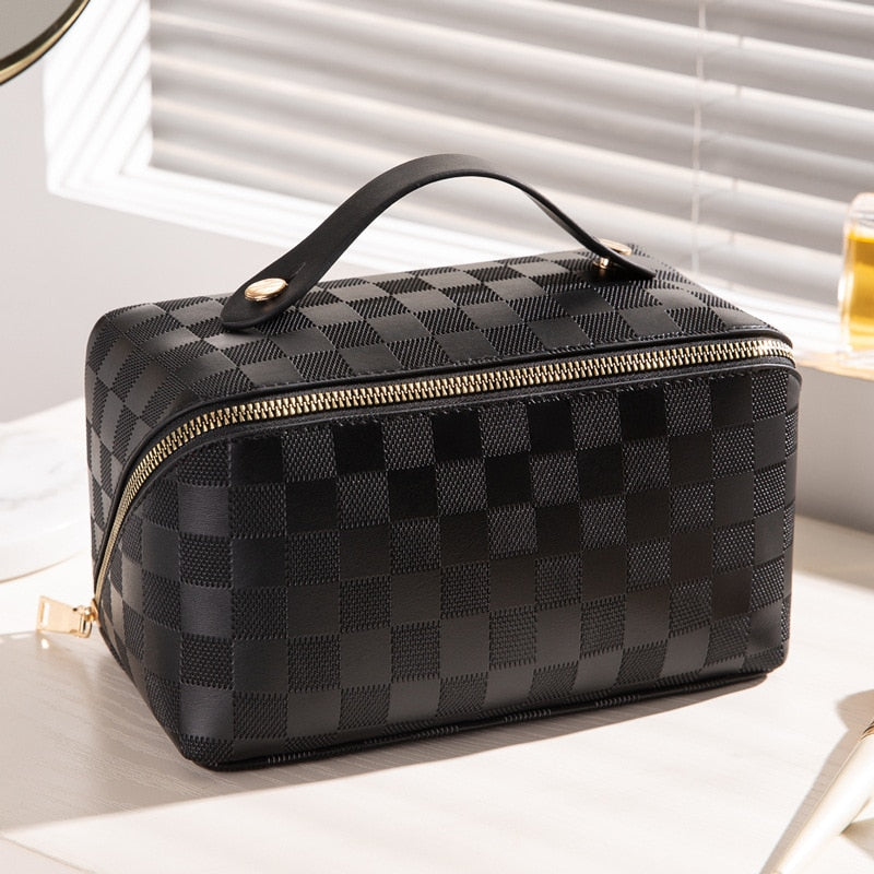 Stylish Travel Beauty Case for Effortless Organization