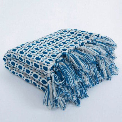 Cozy Chic Knitted Throw Blanket for Ultimate Comfort