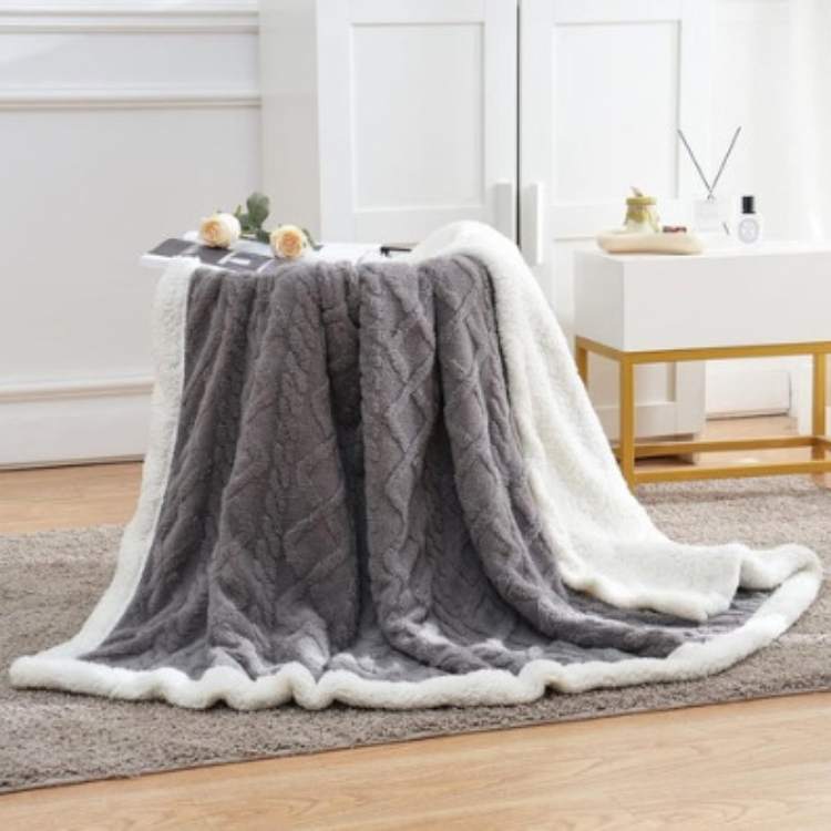CalmNest Weighted Blanket for Ultimate Relaxation