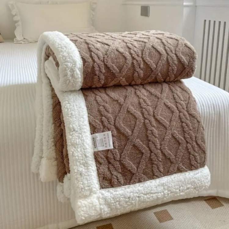 CalmNest Weighted Blanket for Ultimate Relaxation