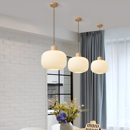 Chic Pendant Light with Textured Glass Shade – Perfect for Any Room