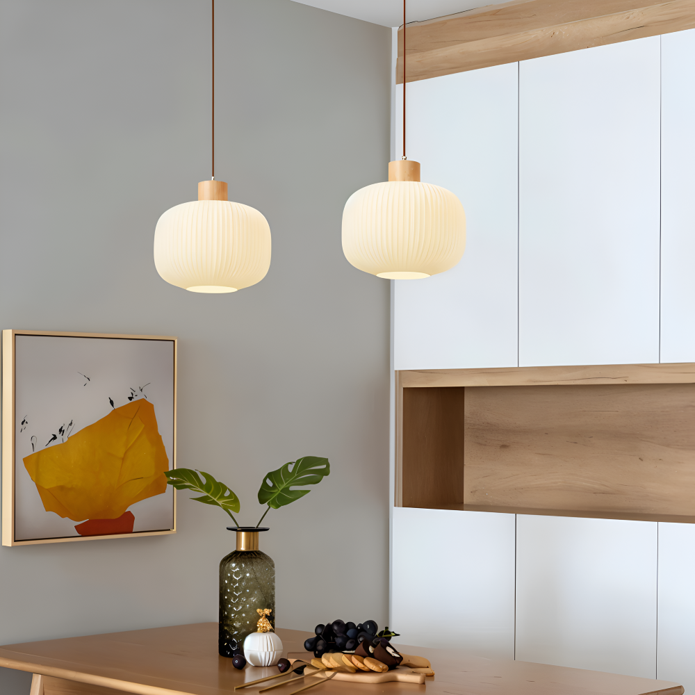 Chic Pendant Light with Textured Glass Shade – Perfect for Any Room