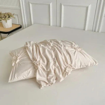 Plush Microfiber Bedding Ensemble for Ultimate Comfort