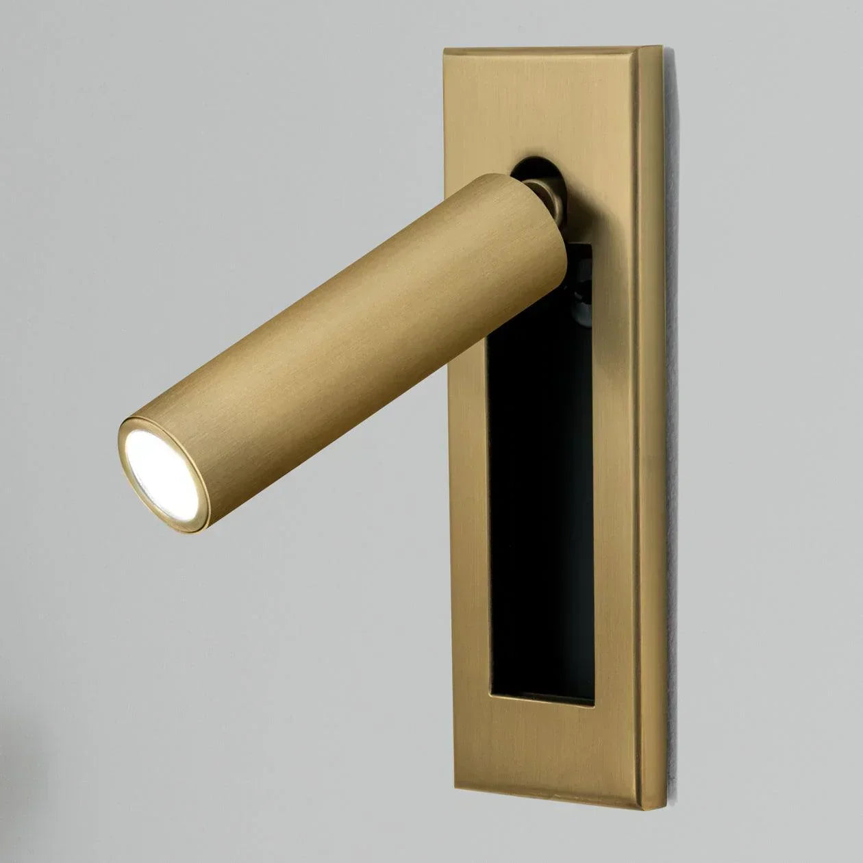 Sleek Adjustable Wall Sconce for Modern Bedrooms