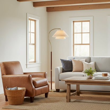 Sleek Adjustable Floor Lamp for Modern Living Spaces