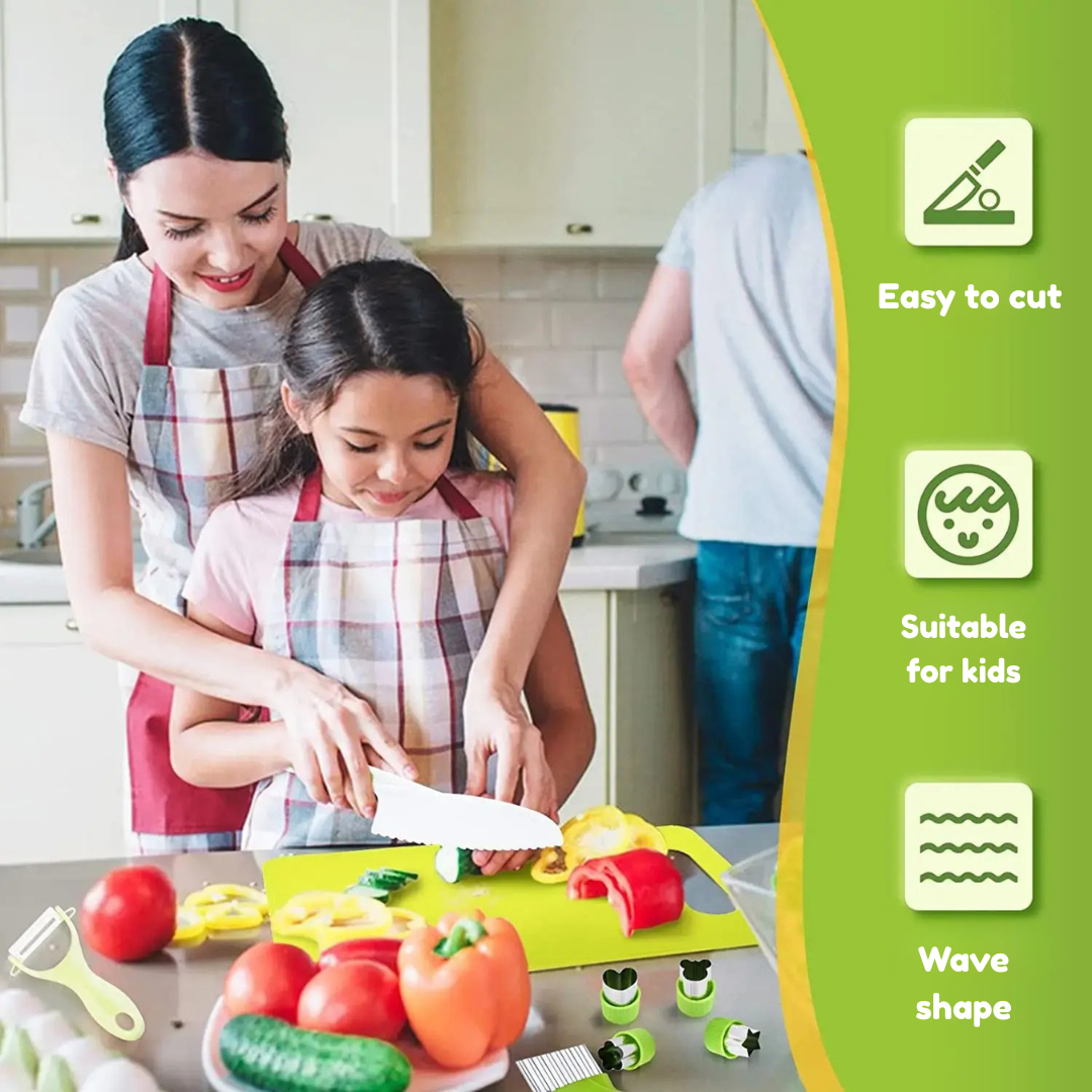 Play Kitchen Set for Budding Chefs
