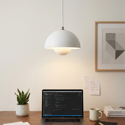 Stylish Pendant Light - Adaptable Mid-Century Inspired Design