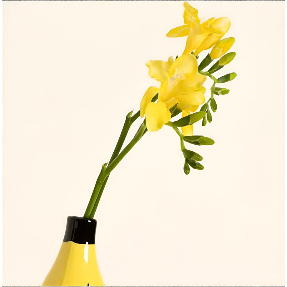 Playful Yellow Fruit-Shaped Vase – A Quirky Touch for Every Room